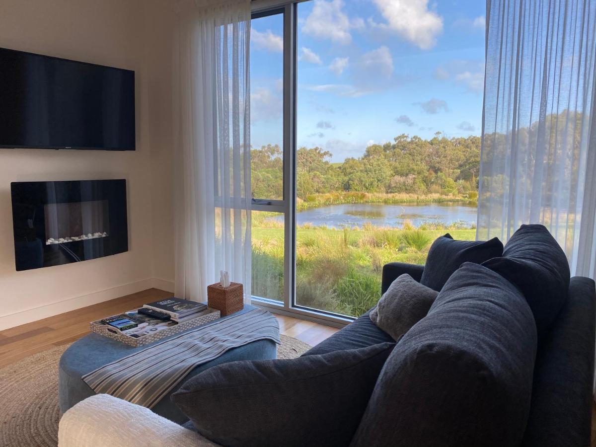 Messmates Luxury Eco Suites 인버로크 외부 사진